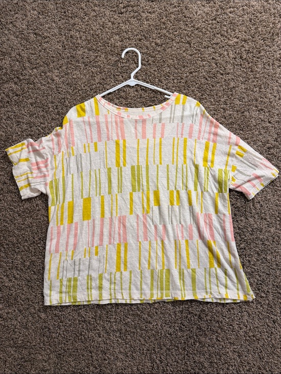 Gudrun Sjoden Tops - Gudrun Sjoden Short Sleeve Geometric Print Top in Pink, Yellow, and Green